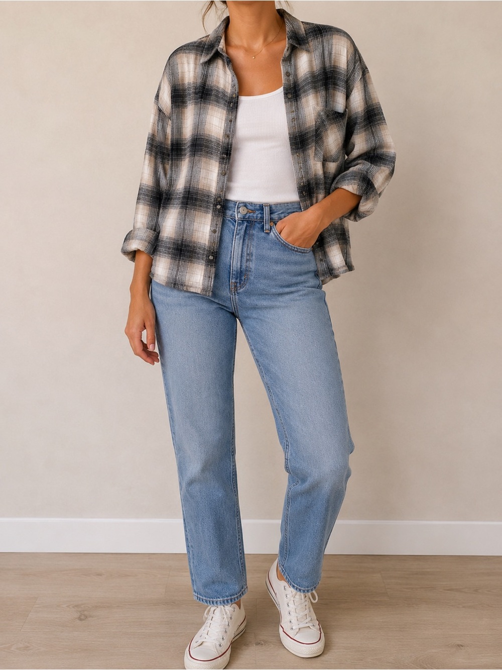 American Eagle Outfitters Black and Cream Plaid Button-Down Shirt